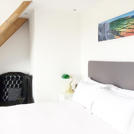 The Blue Door Bed and Breakfast New Quay Exteriör bild