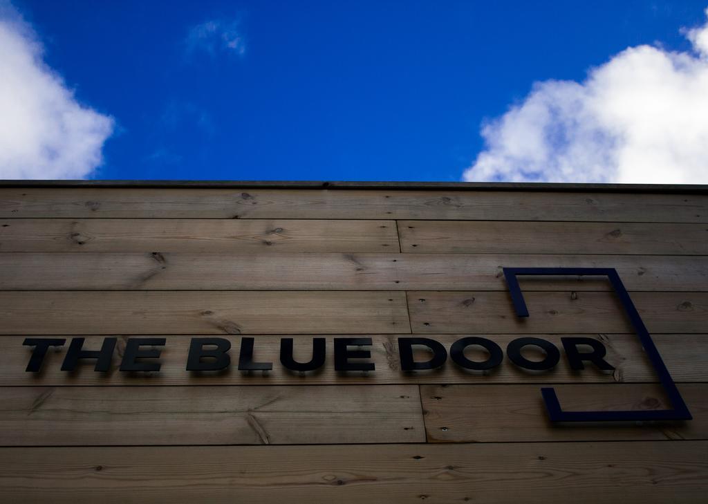 The Blue Door Bed and Breakfast New Quay Exteriör bild